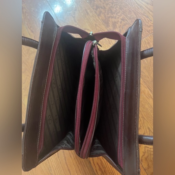 Vintage Kismet Stingray Burgundy Leather Handbag - Picture 13 of 15